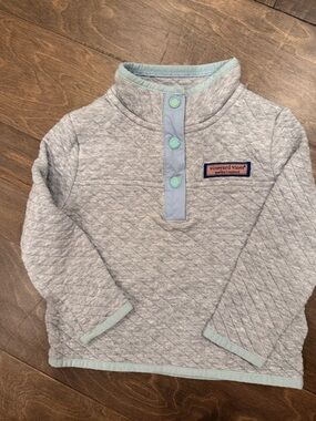 Vineyard Vines Light Gray Quilted Pullover with Mint Trim